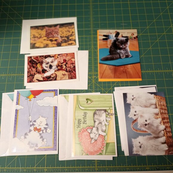 Vintage Bundle of Cat Themed Greeting Cards - Picture 3 of 3